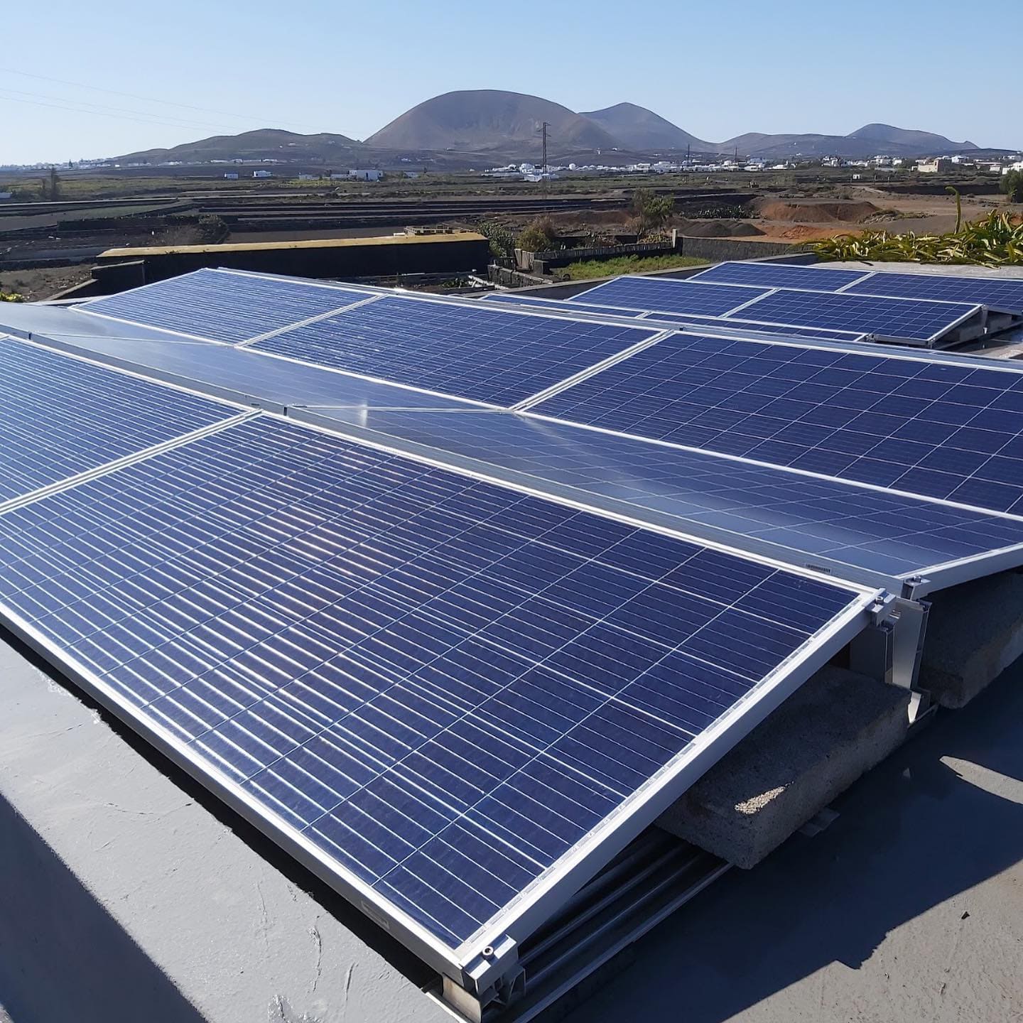galeria SunWorks: Energía Solar para un Mundo Sostenible